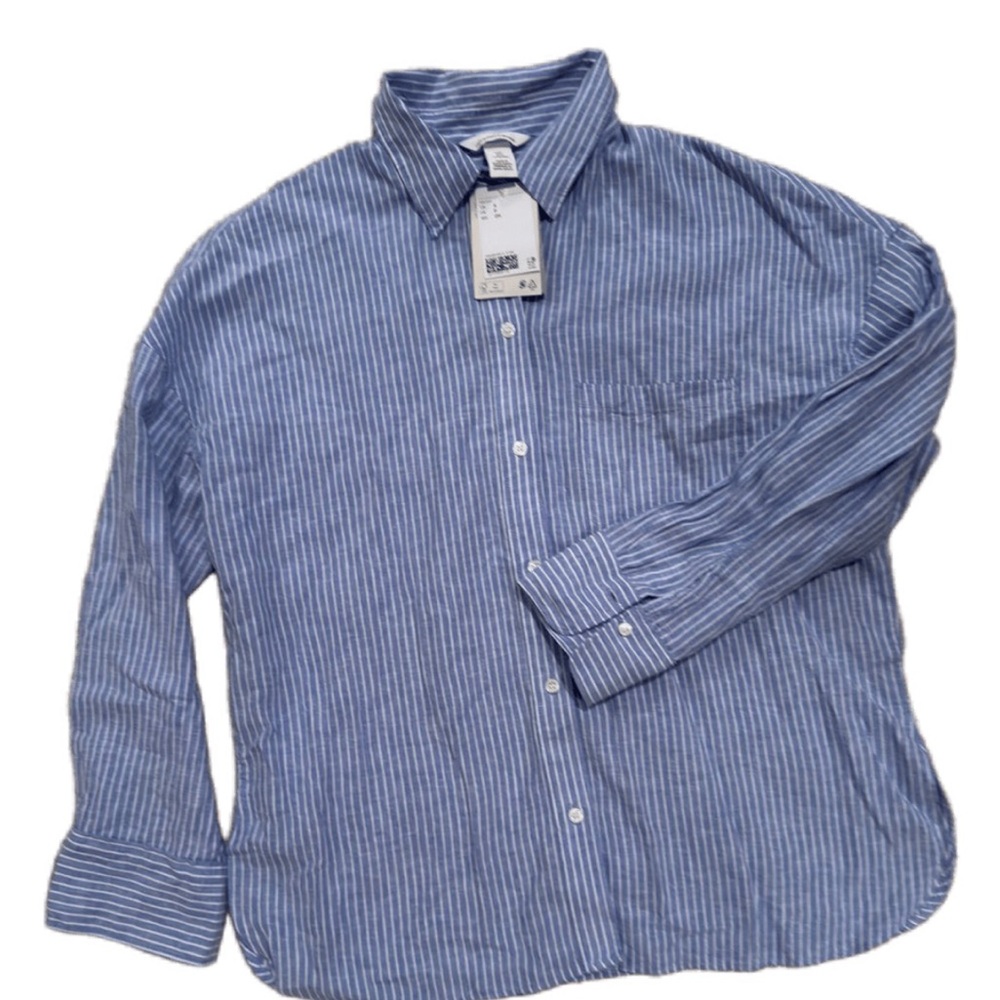 H & M Blue and White Striped Button Down Shirt / linen